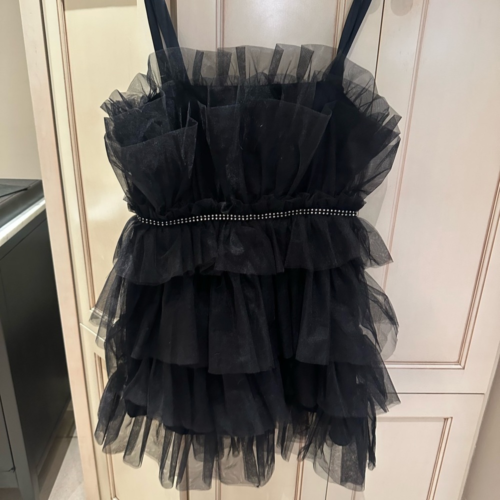 Streetwear Society Elegant Black Ruffle Dress